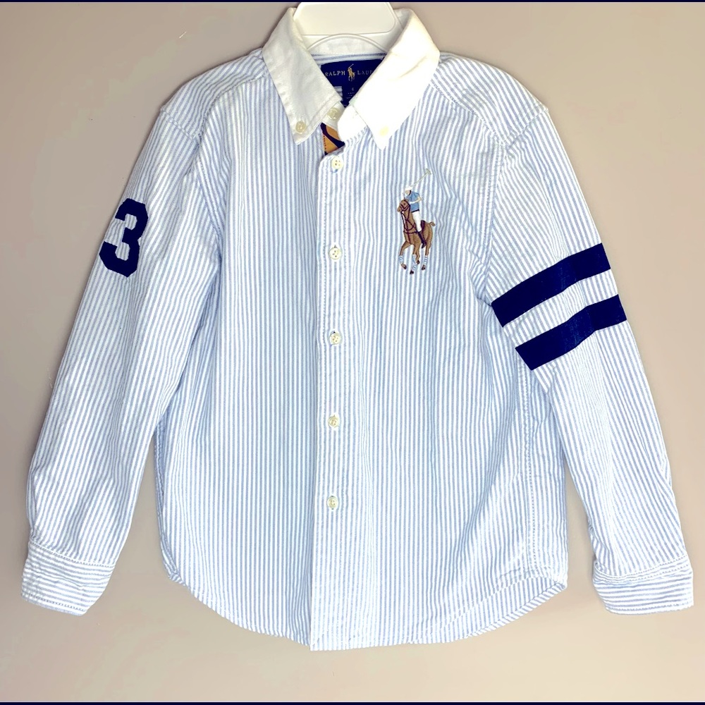 Unisex Ralph Lauren collard shirt.